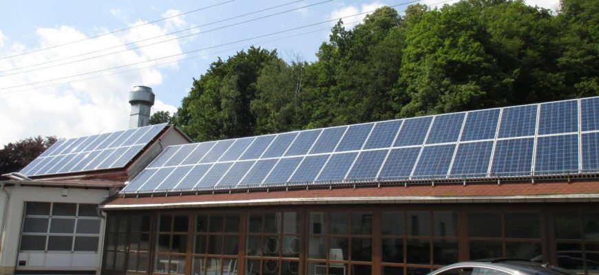 Solaranlage Lohse Lackiererei und Karosseriebau Chemnitz Einsiedel (30 kWp)